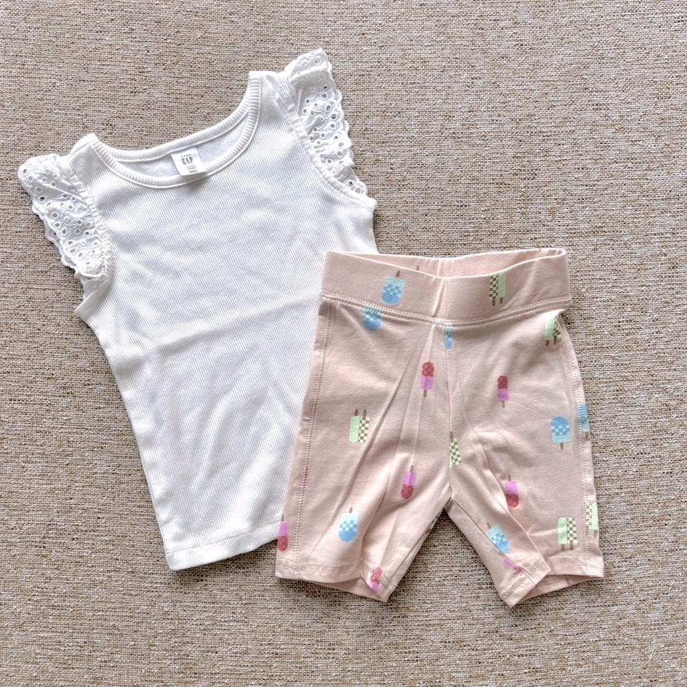 GAP ✨NWOT✨ 2T Set of Frilly Tank-top & Biker Shorts with Fun Ice Pop Print ☀️